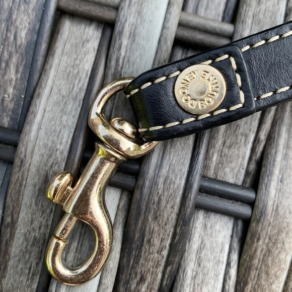 VINTAGE DOONEY & BOURKE Signature Jacquard and Black Leather Wristlet - Picture 14 of 14